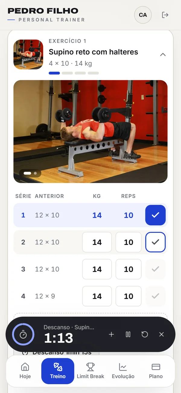Tela de treino com a tabela de séries, carga e repetições
